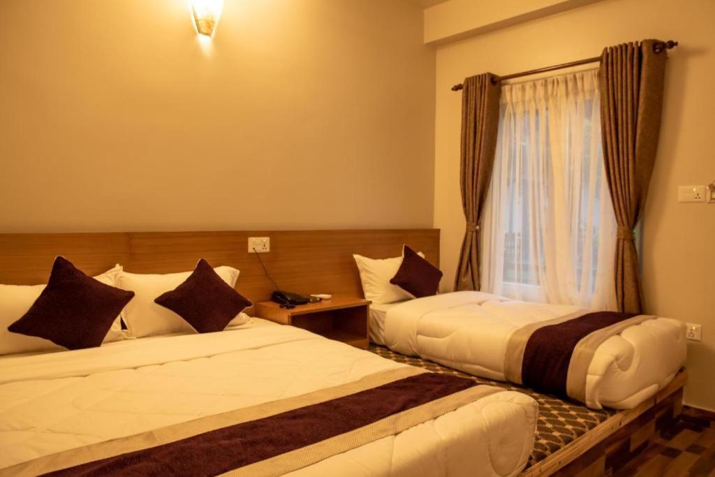 Rj-Residence Pokhara Exteriör bild